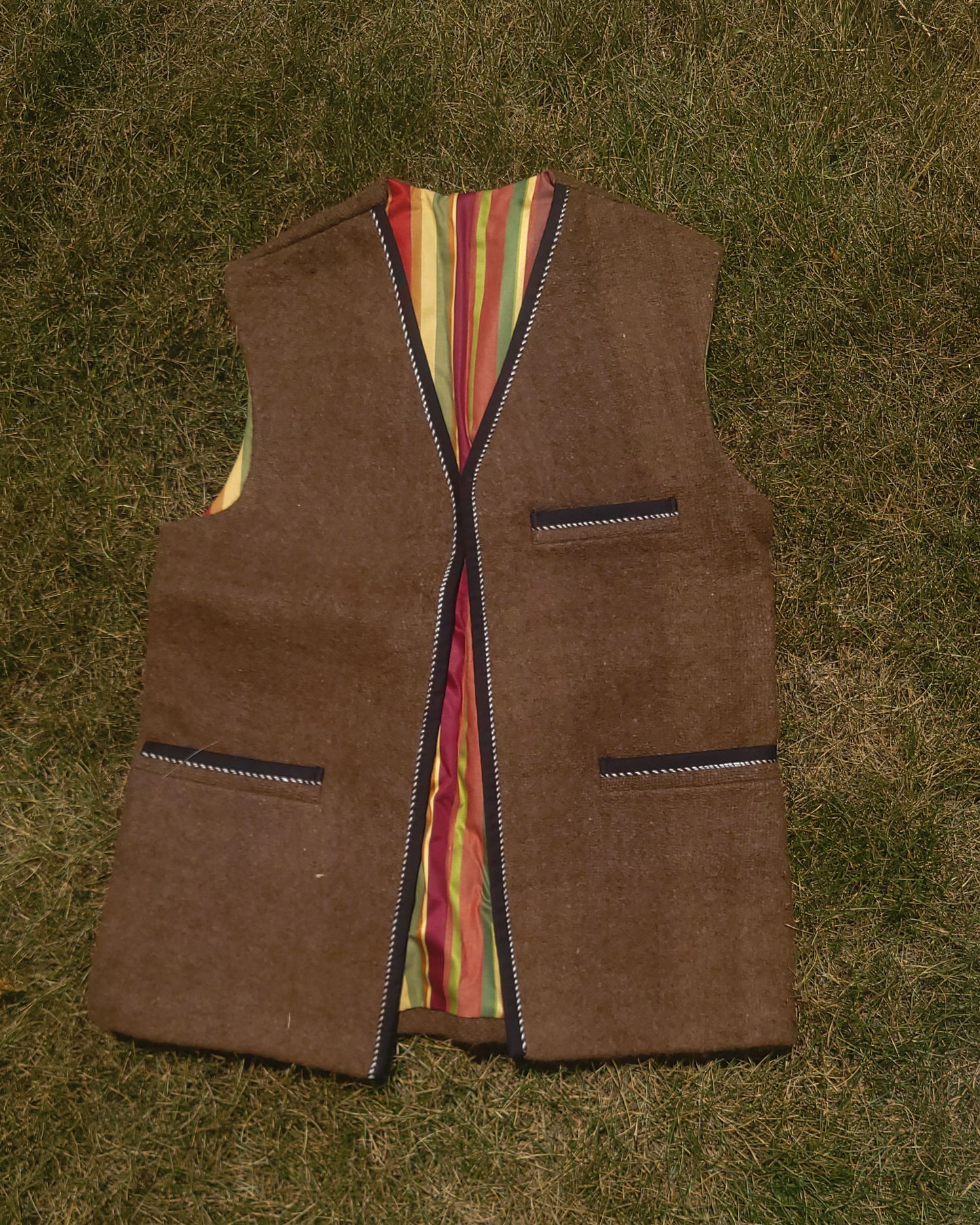 Men's Vest with Handwoven Kravat Fabric Lining
